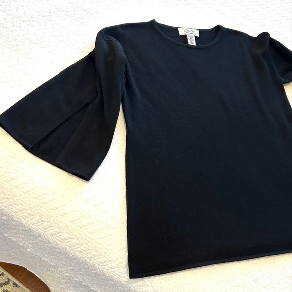 Ply Cashmere 100% Cashmere Crew Neck Sweater with 3/4 Bell Slit Sleeve Black Med - Picture 5 of 12